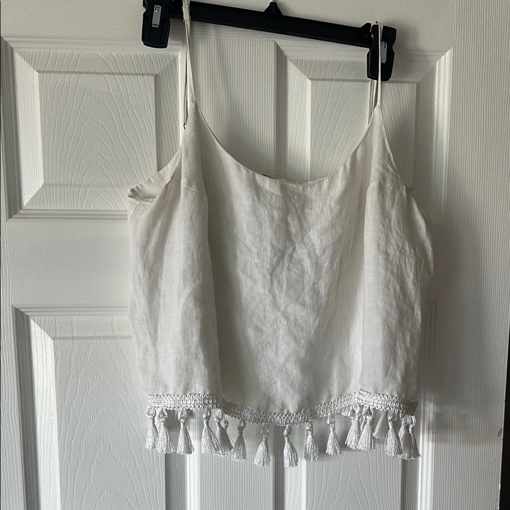 Club Monaco linen tassle tank! Size L